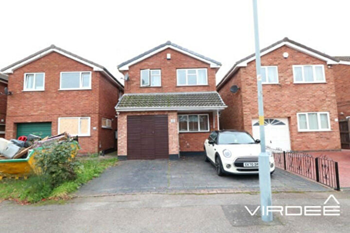 3 Bedroom Detached House For Sale In Andrew Gardens, Handsworth, West Midlands, B21