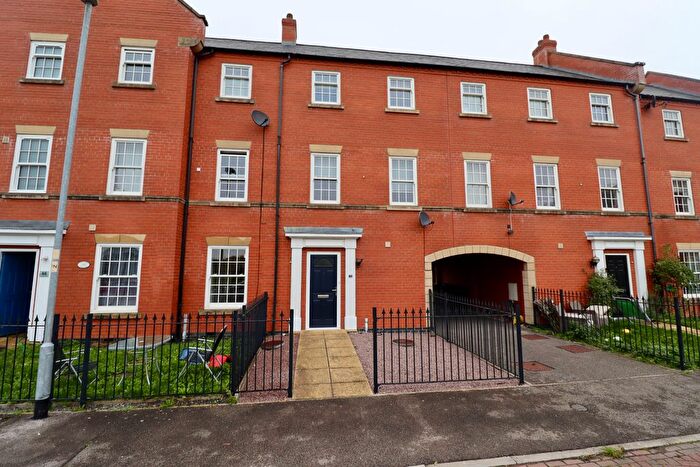 3 Bedroom Town House For Sale In Carpenters Close, Wragby, LN8