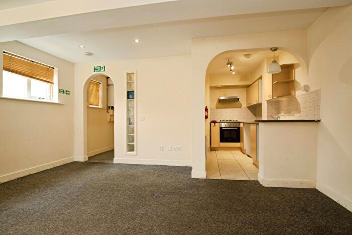 1 Bedroom Flat To Rent In Northcote Street, Cardiff, CF24