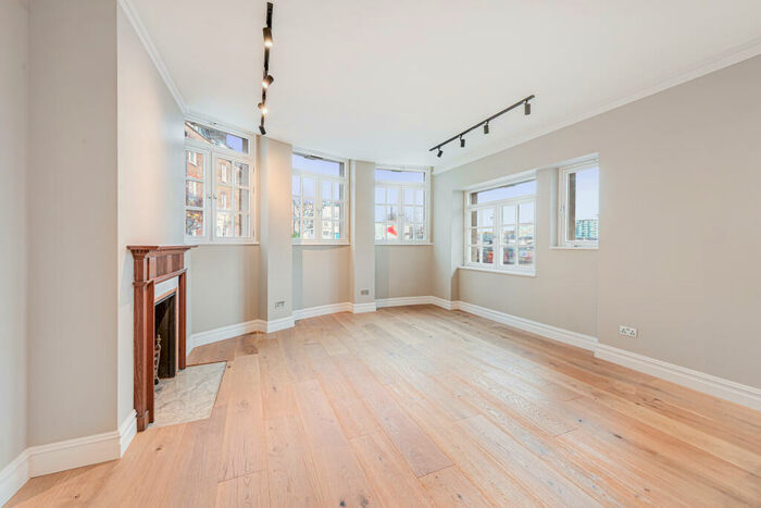 1 Bedroom Flat To Rent In Cheyne Walk, London, SW10