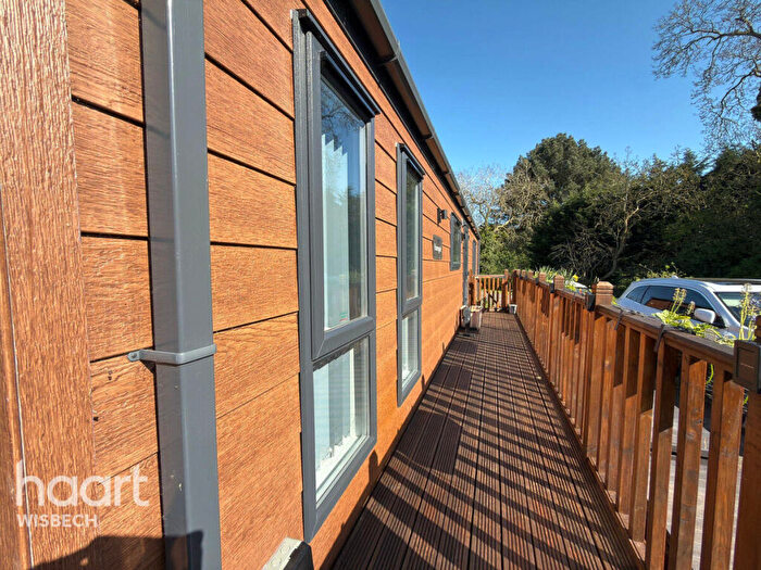 2 Bedroom Lodge For Sale In Augusta Drive, Tydd St Giles, PE13