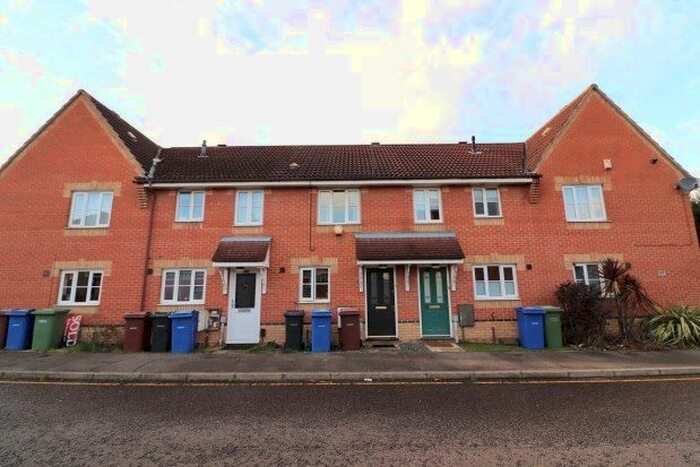 2 Bedroom Property To Rent In Swiftsure Road, Grays, RM16