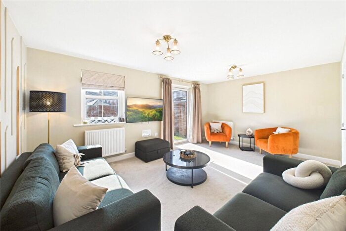 3 Bedroom Semi Detached House To Rent In Wheat Street, Finchwood Park, Wokingham, Berkshire, RG40