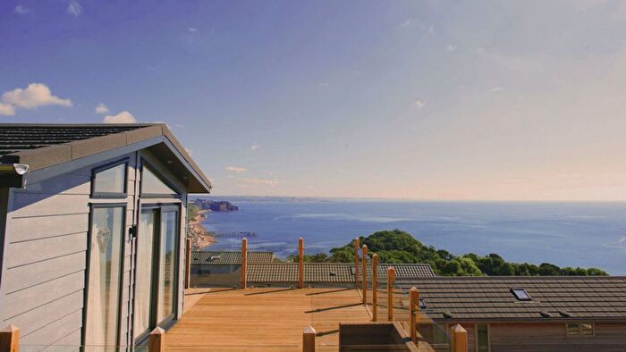 2 Bedroom Lodge For Sale In Shaldon, TQ14