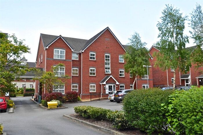 2 Bedroom Flat To Rent In Wrenbury Drive, Northwich, CW9