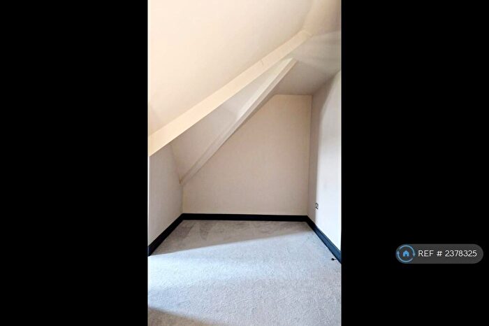 1 Bedroom Flat To Rent In Gibson House, Wallasey, CH44