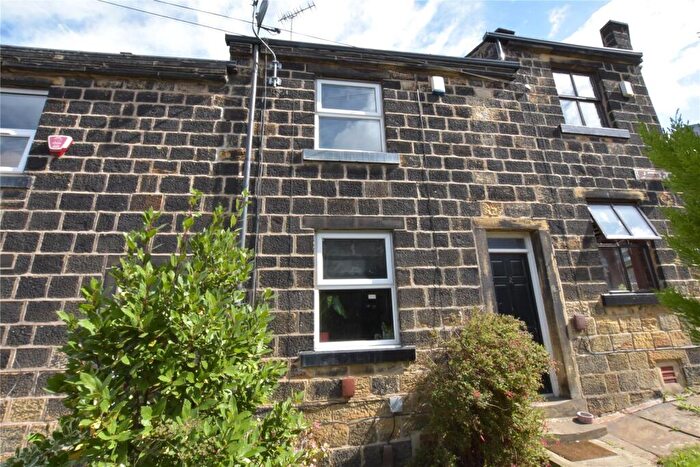 2 Bedroom Terraced House For Sale In St. Johns Place, Leeds, West Yorkshire, LS5