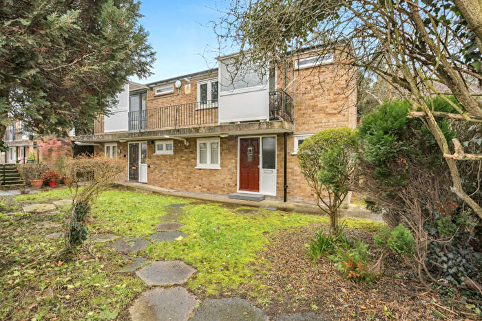 1 Bedroom Flat To Rent In Mollison Way, Edgware, HA8