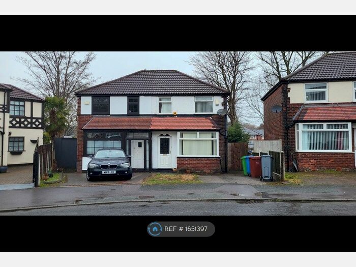 2 Bedroom Semi-Detached House To Rent In Caldecott Road, Manchester, M9