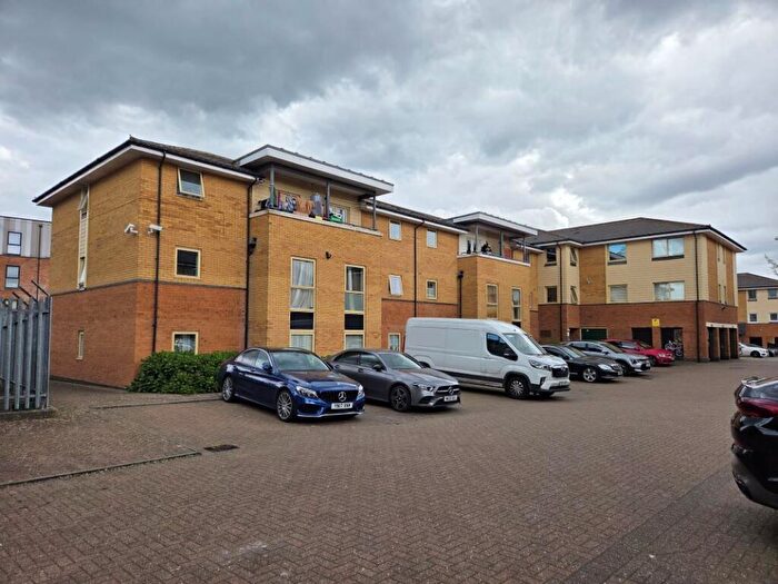 2 Bedroom Flat For Sale In Orton Grove, Enfield, EN1