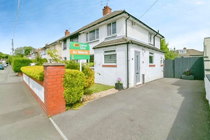 3 Bedroom Semi Detached House For Sale In Greenfield Avenue, Dinas Powys, CF64
