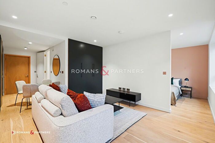 1 Bedroom Flat To Rent In Parkview, Peninsula Gardens, Greenwich, SE10