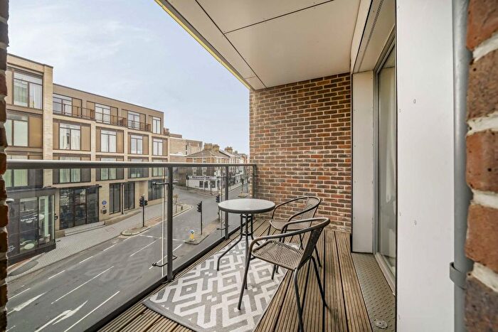 1 Bedroom Flat To Rent In Finchley Road, London, NW11