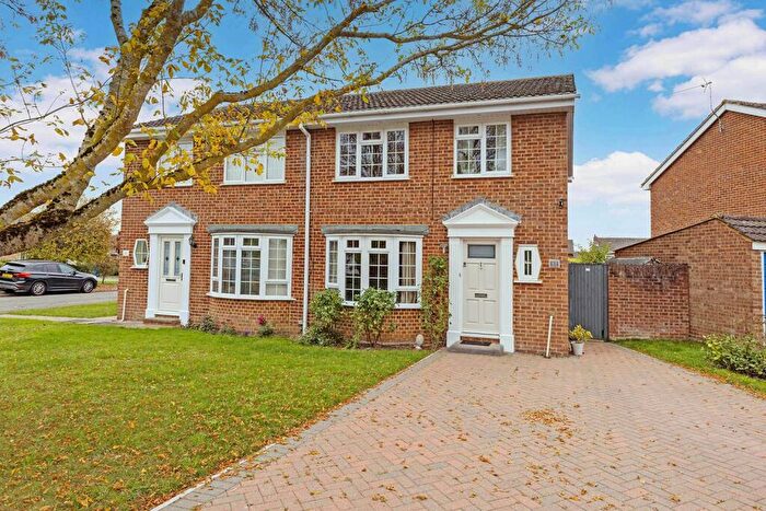3 Bedroom Semi Detached House For Sale In Brompton Drive, Cranbrook Drive, Maidenhead, Berkshire, SL6