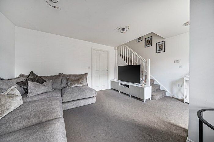 2 Bedroom Semi-Detached House For Sale In Langwood Drive, Horley, Surrey, RH6