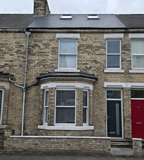 6 Bedroom Terraced House For Sale In Harcourt Street, York, YO31
