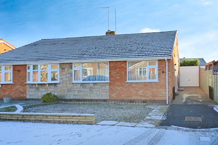 2 Bedroom Semi Detached House For Sale In Highlow Avenue, Kidderminster, DY11