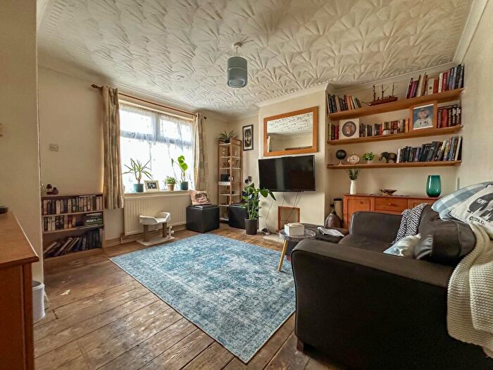 3 Bedroom Terraced House For Sale In Wakedean Gardens, Yatton, North Somerset, BS49