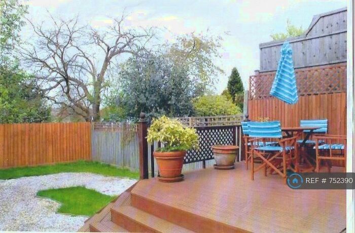 1 Bedroom Flat To Rent In Colney Hatch Lane, Muswell Hill, N10