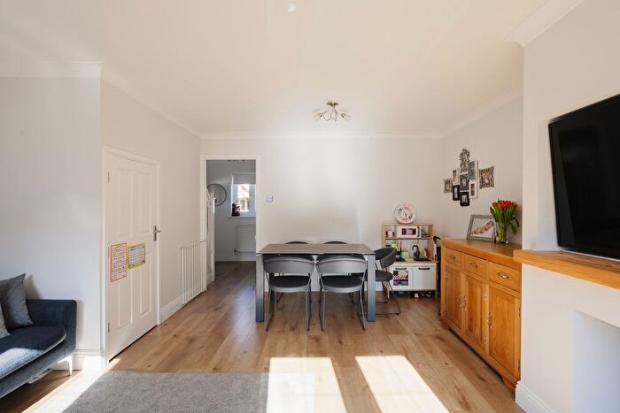 3 Bedroom Semi-Detached House For Sale In Nottingham Way, Langdon Hills, SS16