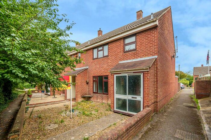 3 Bedroom Terraced House To Rent In Chilton, Vale Of White Horse, OX11