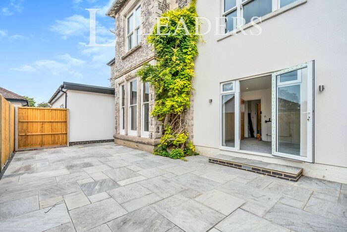 1 Bedroom Flat To Rent In Havant Road, PO10