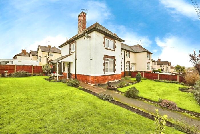 3 Bedroom Semi Detached House For Sale In Darwin Avenue, Ilkeston, DE7