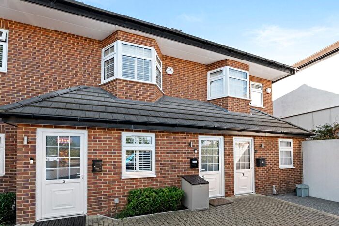 3 Bedroom Town House For Sale In The Woodfields, South Croydon, CR2