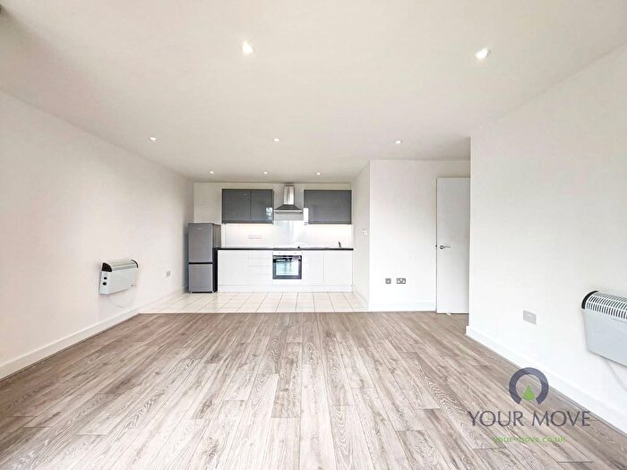 1 Bedroom Flat For Sale In Barrier Road, Chatham, Kent, ME4