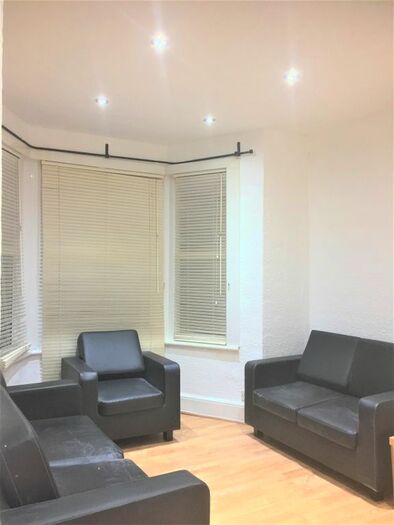 1 Bedroom Flat To Rent In Belgrave Rd, Ilford, IG1