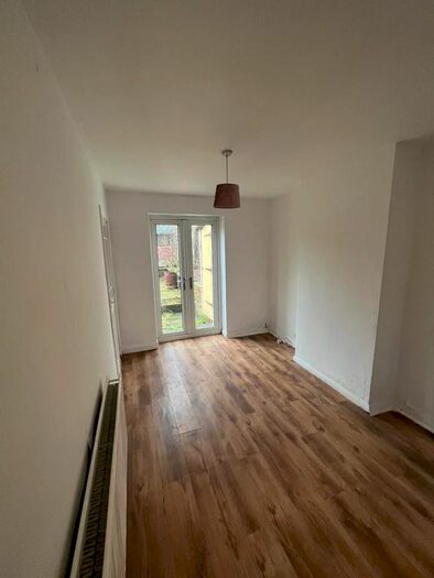 3 Bedroom Semi-Detached House To Rent In Beechfield Road, Swinton, M27