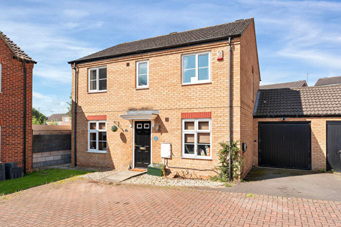 4 Bedroom Link Detached House For Sale In Hectors Way, Oakham, LE15