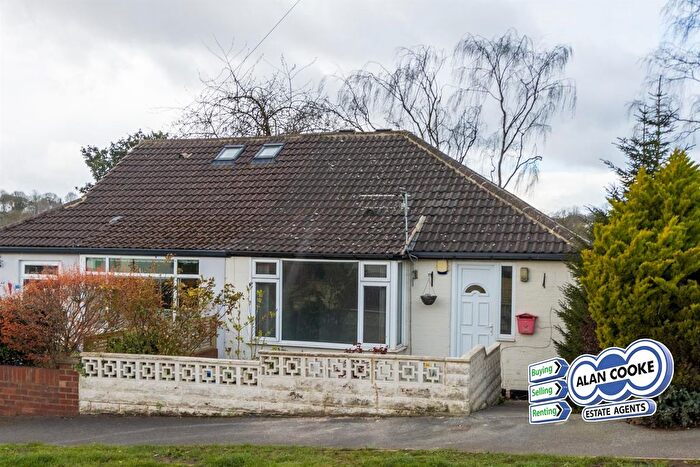 2 Bedroom Semi Detached Bungalow To Rent In Sunset Road, Meanwood, Leeds, LS6