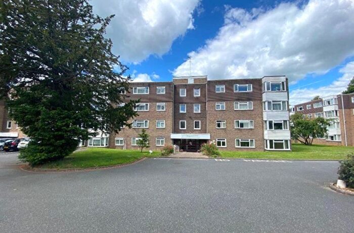 2 Bedroom Flat To Rent In Kingsmere, London Road, Brighton, BN1