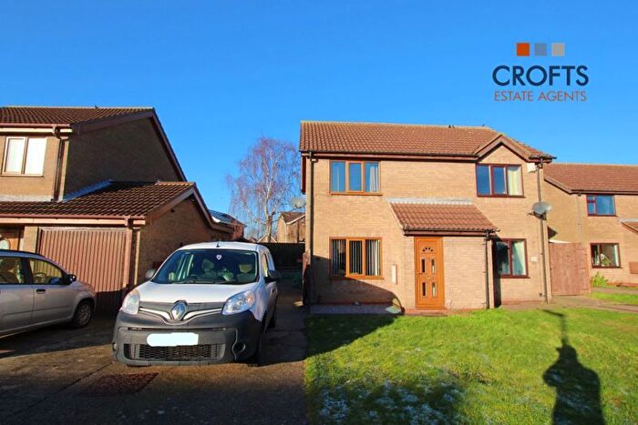 2 Bedroom Semi-Detached House For Sale In Sunningdale Drive, Immingham, DN40