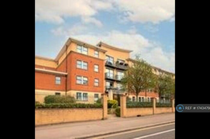 1 Bedroom Flat To Rent In North Point, London, N8