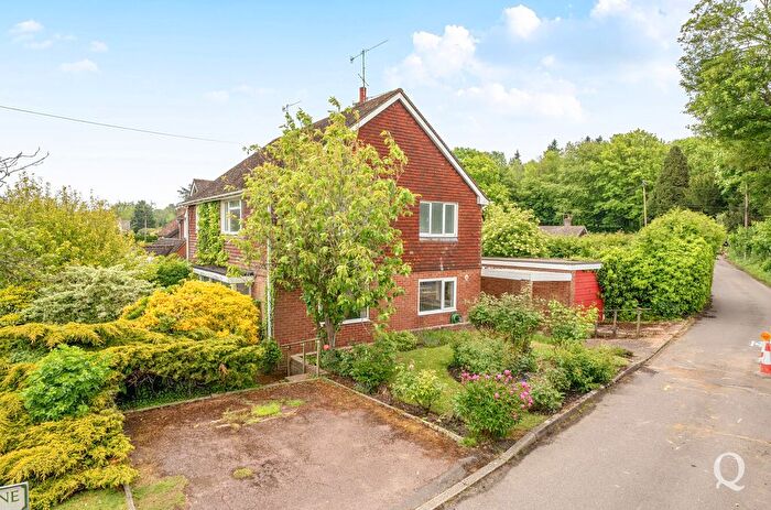 4 Bedroom Detached House For Sale In The Street, Newnham, Sittingbourne, Kent, ME9