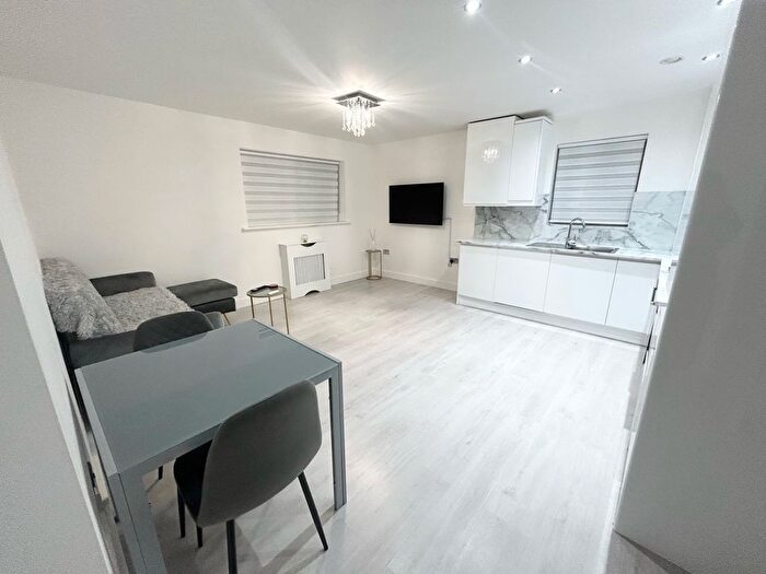 1 Bedroom Flat To Rent In Drury Lane, Stevenage, SG1