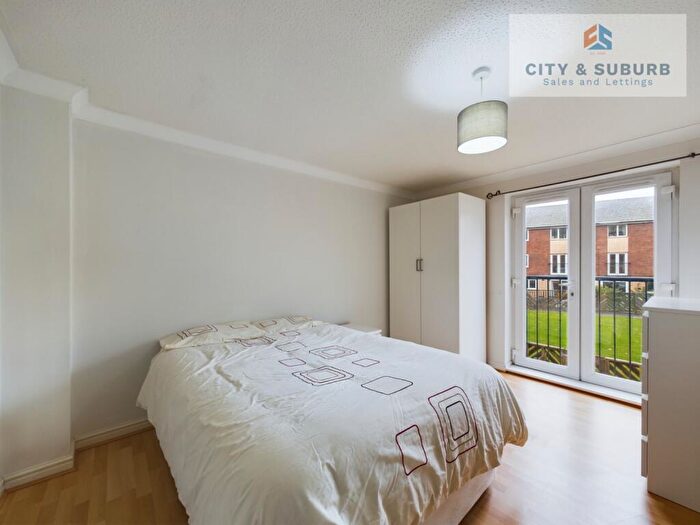 1 Bedroom Terraced House To Rent In Hartford Court, Room, Newcastle Upon Tyne, NE6