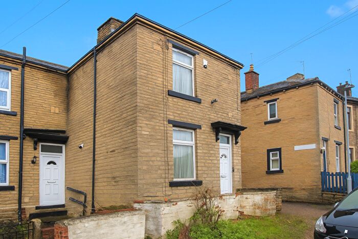 1 Bedroom Terraced House For Sale In Wooller Road Low Moor, Bradford, West Yorkshire, BD12