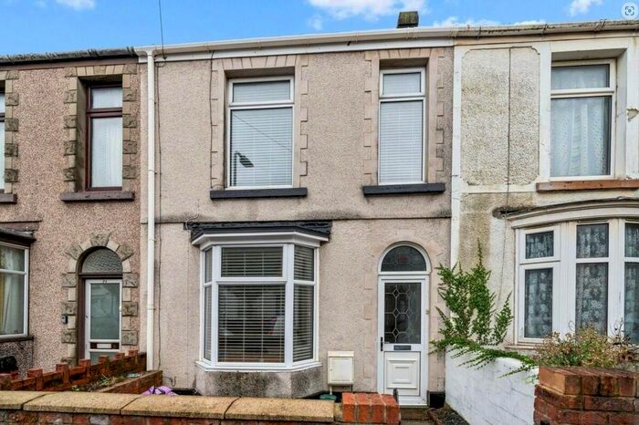 5 Bedroom Property To Rent In St. Helens Avenue, Swansea, SA1