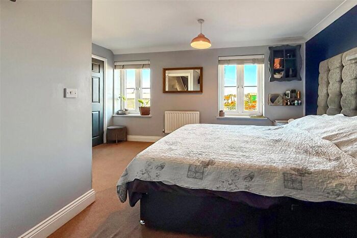 3 Bedroom Terraced House For Sale In Pier Road, Littlehampton, West Sussex, BN17