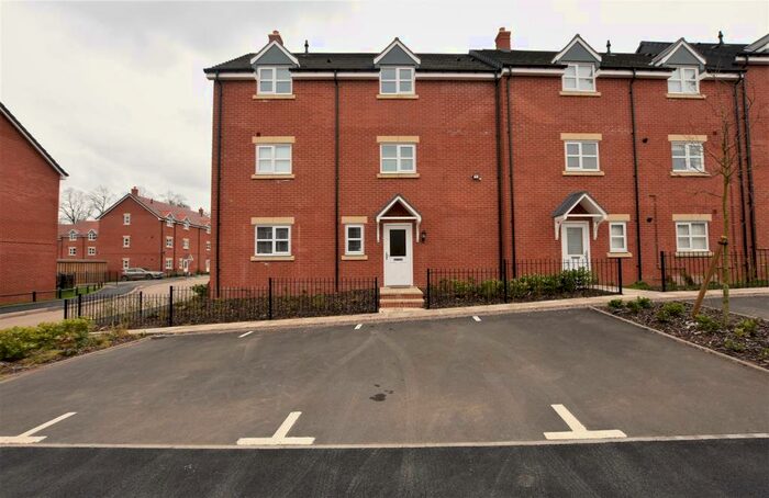 2 Bedroom Flat To Rent In Escelie Way, Birmingham, B29