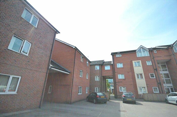 3 Bedroom Apartment To Rent In Sugar Mill Square, Block, Foster Street, Salford, M5