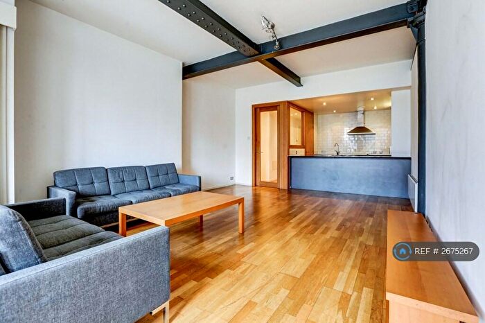 2 Bedroom Flat To Rent In Conran Building, Manchester, M4