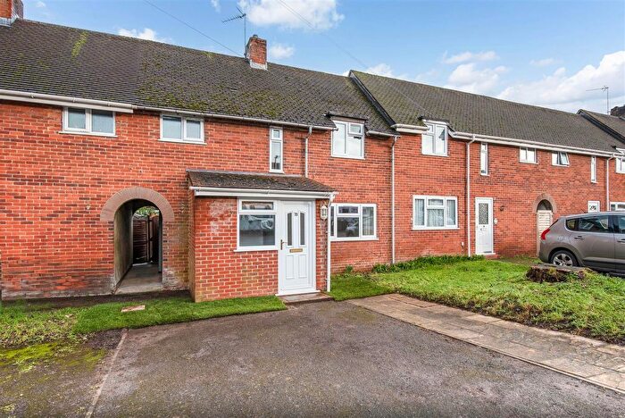 2 Bedroom Terraced House For Sale In King George Road, Andover, SP10