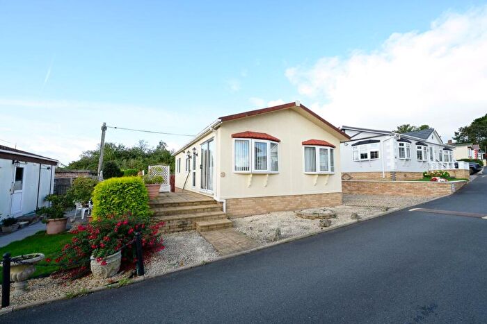 2 Bedroom Park Home For Sale In Cottage Park, Ross-on-Wye, HR9
