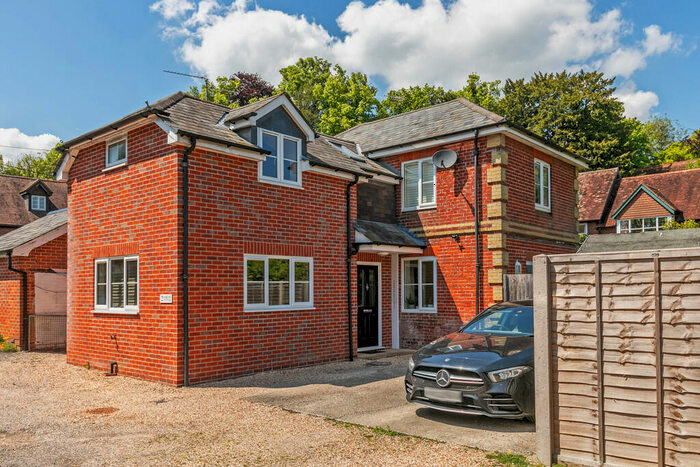 3 Bedroom Semi-Detached House To Rent In Sarum Cottage, Main Road, Littleton, SO22