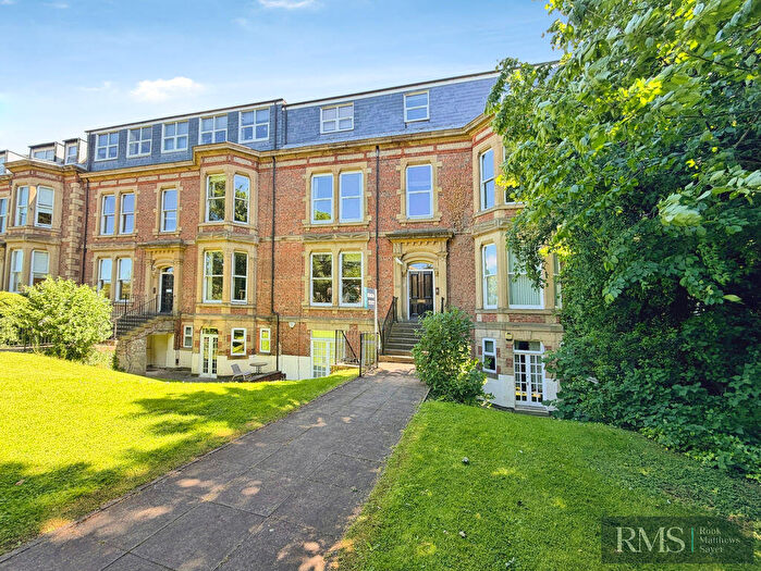 2 Bedroom Flat For Sale In Osborne Terrace, Jesmond, Newcastle Upon Tyne, NE2