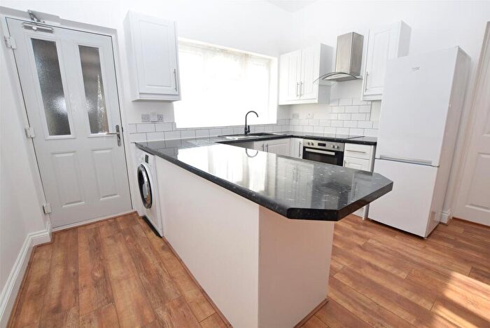 1 Bedroom Maisonette To Rent In Salisbury Road, Romford, RM2